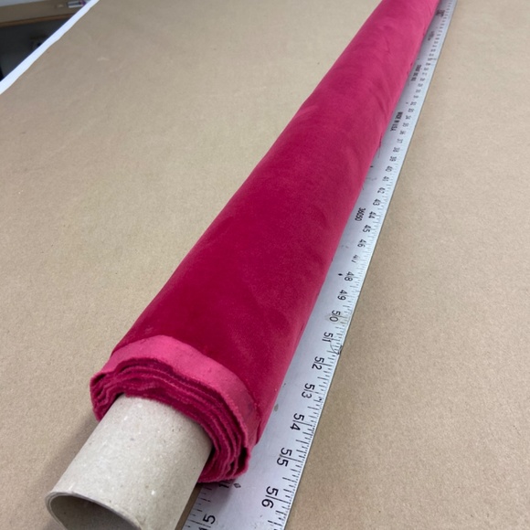 Velvet - Picture 3 of 3